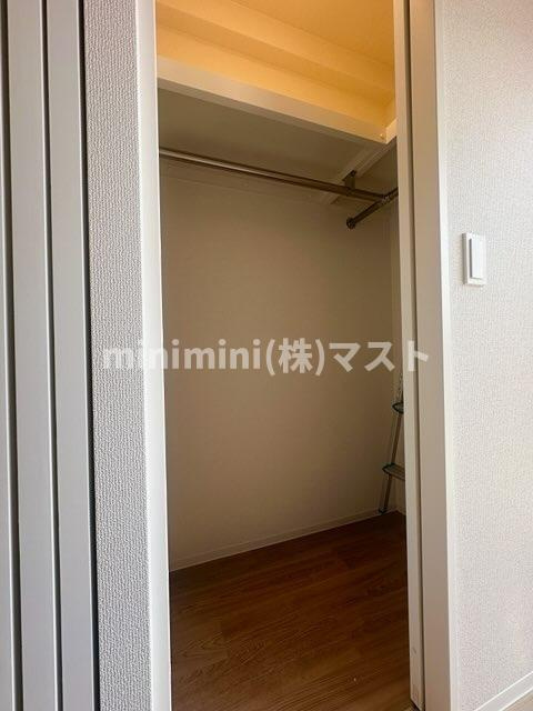 セレニテ夕陽丘エクラの収納