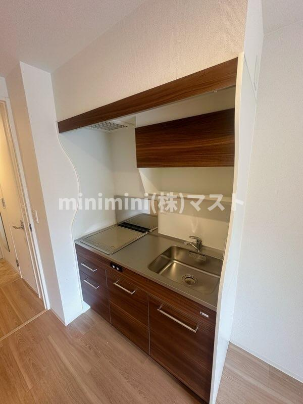 セレニテ夕陽丘エクラのキッチン