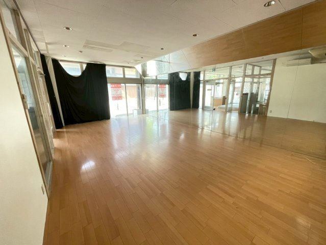 刈谷市銀座4丁目　貸店舗の内装
