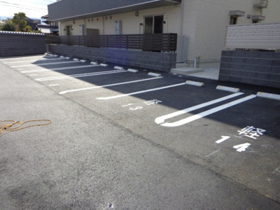 【駐車場】 | ウエストヒルズ那珂川 | 駐車場