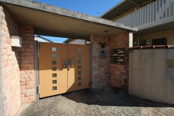 【エントランス】 | エントランス