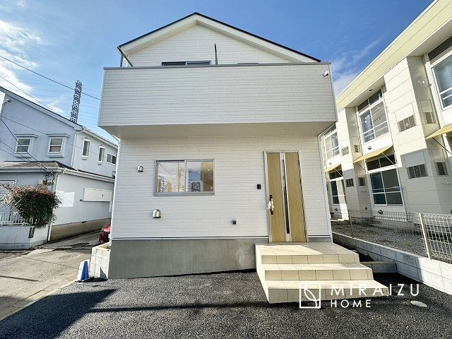 【庭】 | 暮らしやすさを考えたプランで快適な現地ロケーションを実現。安らぎに満たされる、ゆとりのある日々を過ごせます♪