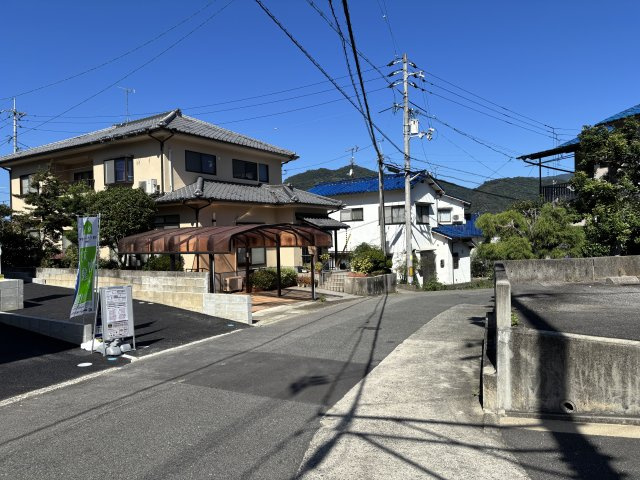 海田町三迫第3の前面道路含む現地写真