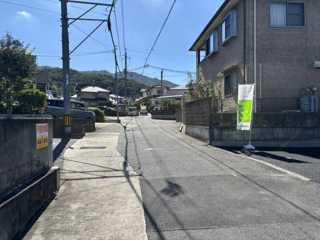 海田町三迫第3の前面道路含む現地写真