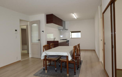 【居間・リビング】 | 熊本県熊本市東区長嶺東8丁目