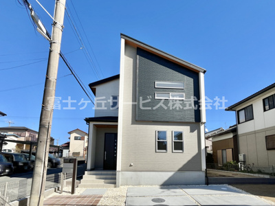 【外観】 | 掛川市青葉台 2期 新築一戸建て | 建物外観を気になさる方へ、見た目の良い物件です