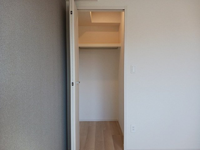 エンブレイス　アイの収納