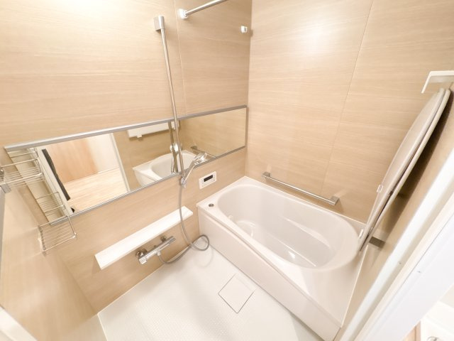 フローレスタ学園前の浴室