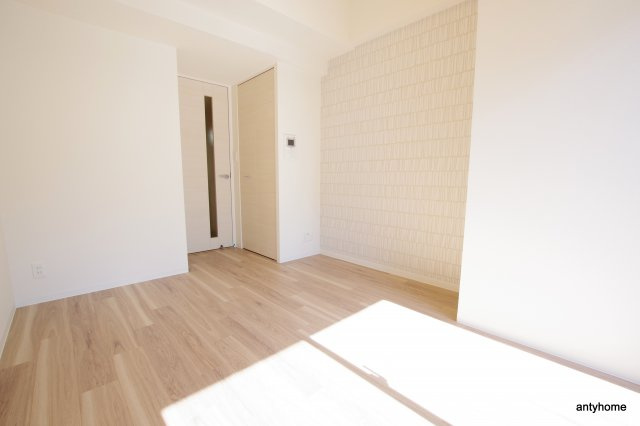 プレサンス難波クチュール　仲介手数料無料の居間・リビング