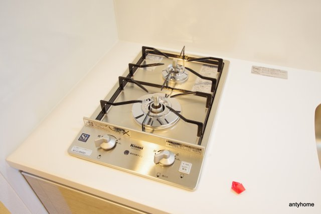 プレサンス難波クチュール　仲介手数料無料のキッチン