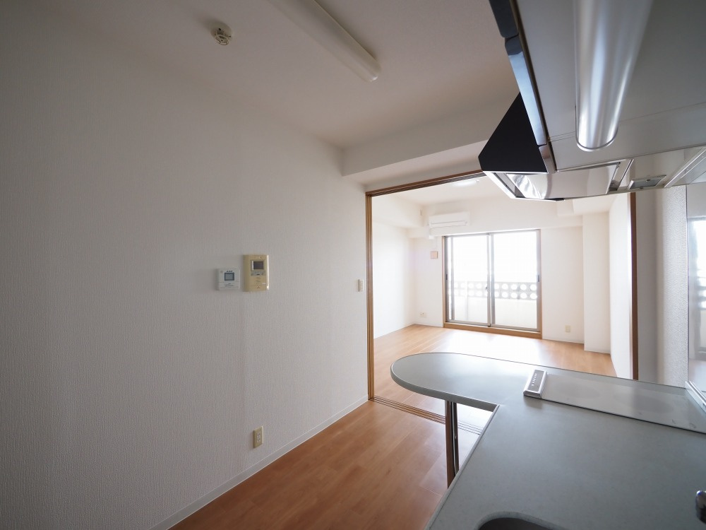 レクシア鶴見の居間・リビング