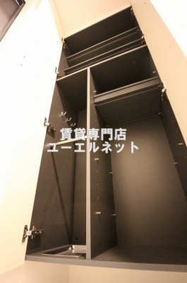 【設備】 | S-RESIDENCE江坂Alegria | 収納力たっぷりのシューズボックスで玄関すっきり！