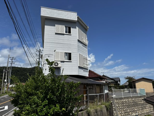 南房総市千倉町白間津　店舗併用住宅の外観