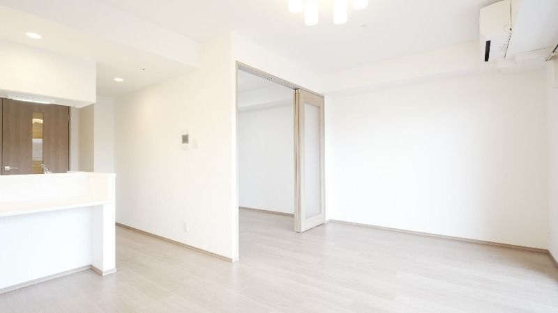 プレジオ弁天町の洋室