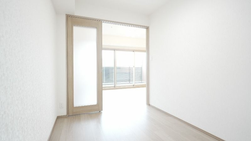 プレジオ弁天町の寝室