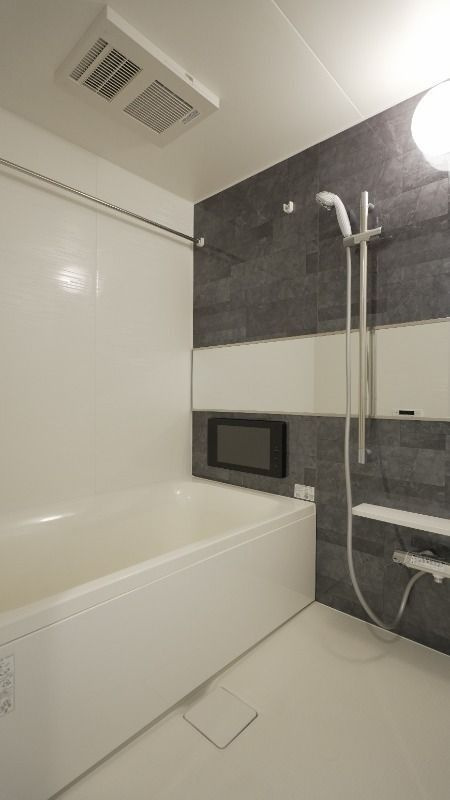 プレジオ弁天町の浴室