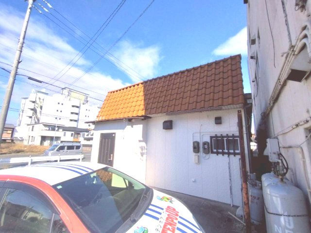豊川市本野ヶ原2丁目貸店舗の外観