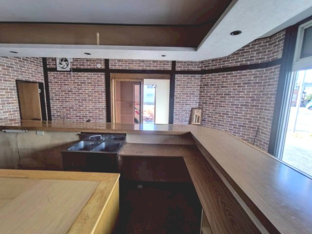 豊川市本野ヶ原2丁目貸店舗の内装