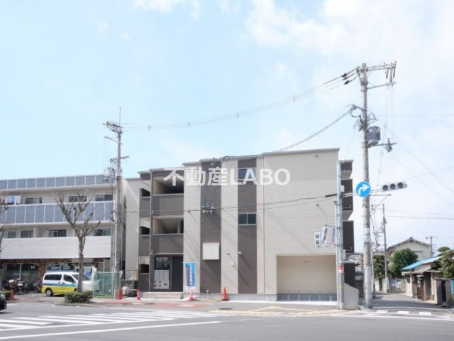 F asecia Schedarの外観