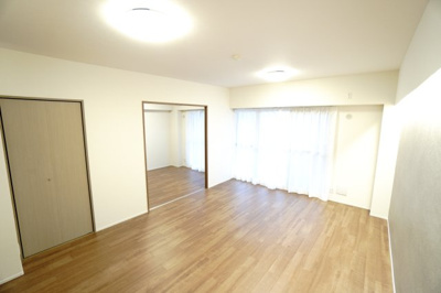 【居間・リビング】 | 【上質リフォーム】ローレルコート丹那ハイツD・ソレイユ館