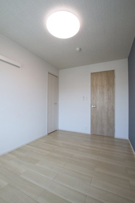 【寝室】 | アイマコート初芝