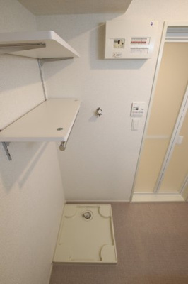 【設備】 | アイマコート初芝 | 室内洗濯機置場