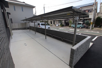 【その他共用部分】 | アイマコート初芝 | 駐輪場