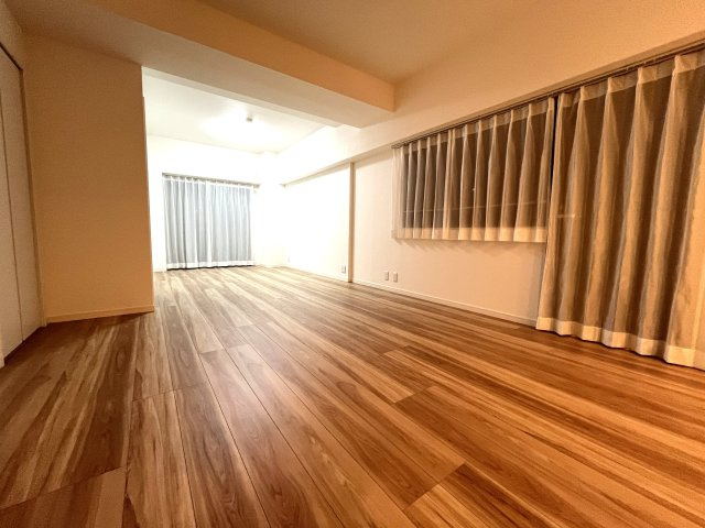 ロマネスク大濠アネックスの居間・リビング