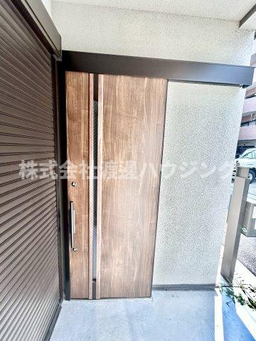 阿倍野筋5丁目テラスハウスのエントランス