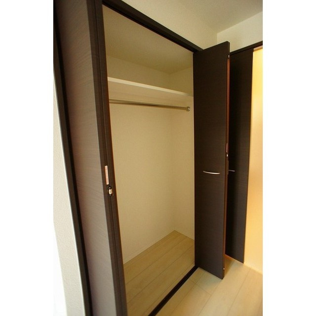 目黒区中根１丁目の賃貸マンションの収納