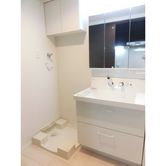 目黒区中根１丁目の賃貸マンションの独立洗面台