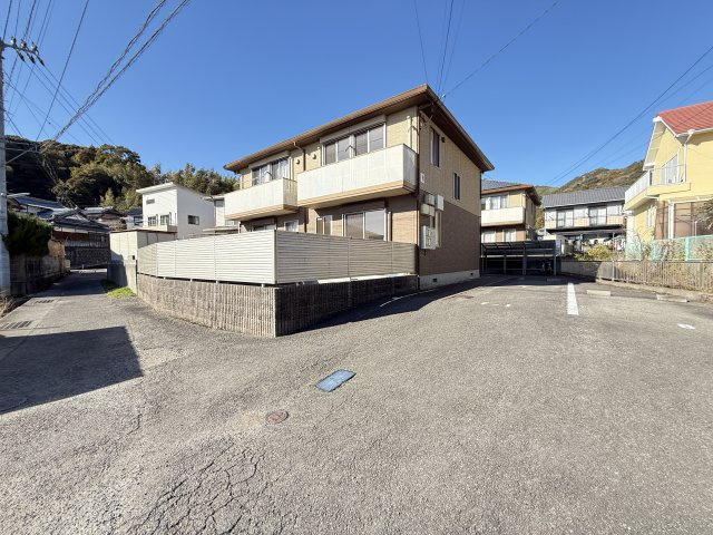 ファルカスⅡ A棟