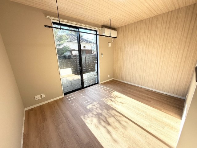 ナディア　Bの居間・リビング