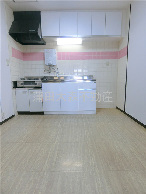 第二恭和ビルの居間・リビング