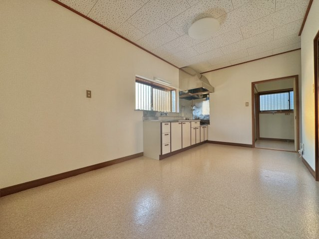 那珂市戸中古戸建のキッチン