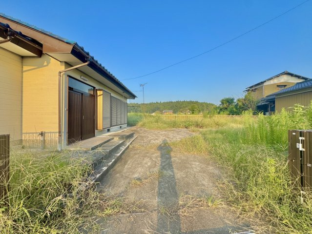 那珂市戸中古戸建の駐車場