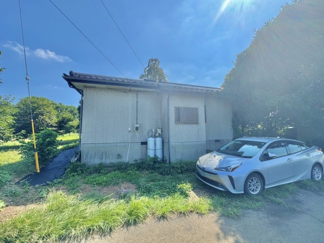 笠間市押辺中古戸建の駐車場