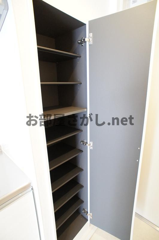 リブリ・SUZUYASUの収納|収納のためのスペースです