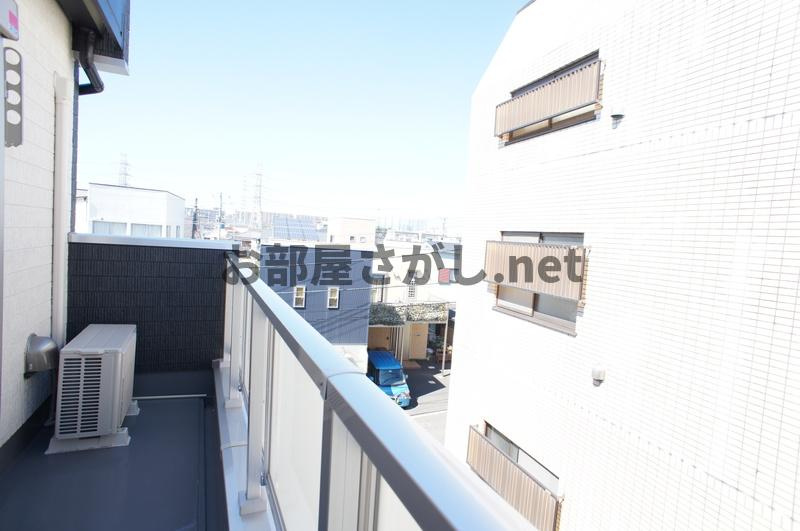 リブリ・SUZUYASUのバルコニー|開放的で明るい空間を演出してくれるバルコニーです