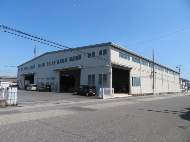加須市南篠崎２丁目の倉庫