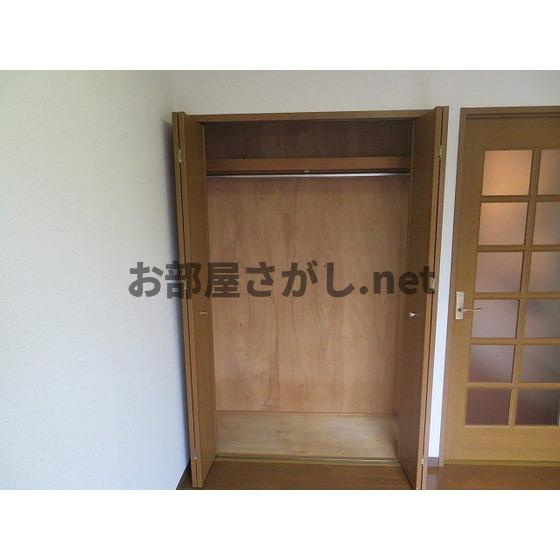 クレール・カサベルデの収納|クローゼット