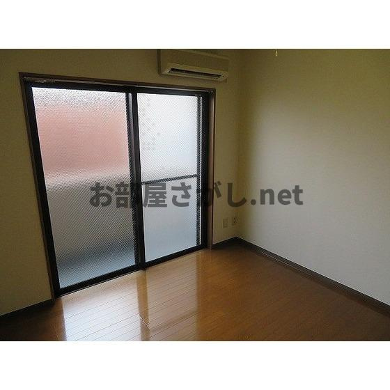 クレール・カサベルデの居間・リビング|居室