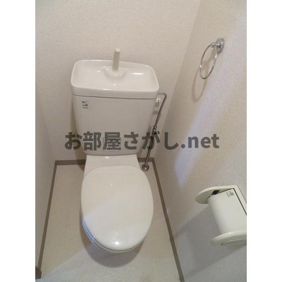 クレール・カサベルデのトイレ|ゆったりとした空間のトイレです