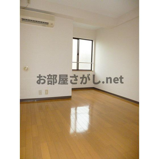 ＬＵＭＩＥＬＥ　Ｓ・ＫⅡの居間・リビング|洋室