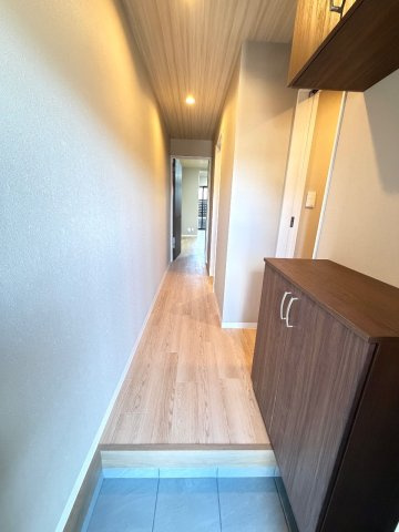 ナディア　Aの玄関