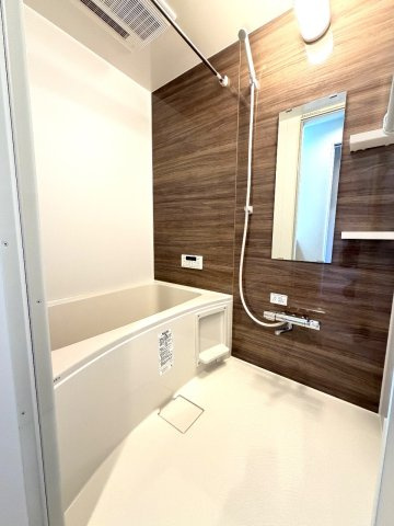 ナディア　Aの浴室