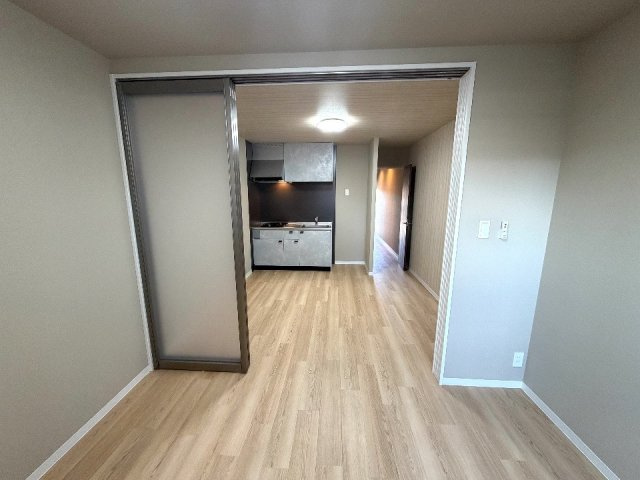 ナディア　Aの洋室