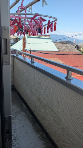 群馬県前橋市山王町 店舗付き住宅のバルコニー