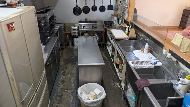 群馬県前橋市山王町 店舗付き住宅のキッチン|店舗部分のキッチンです