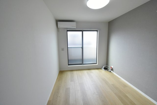 Luna甲子園の居間・リビング